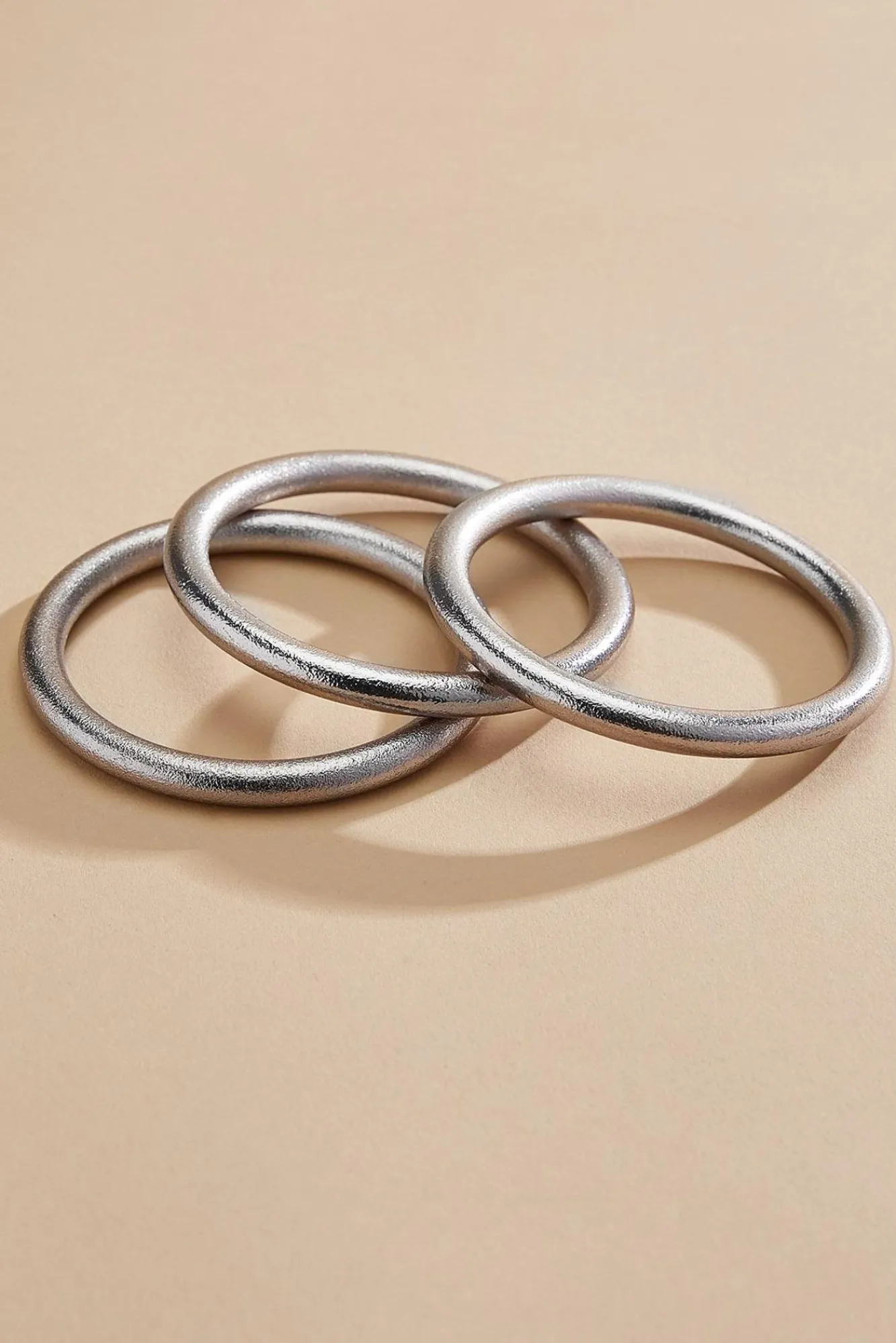 Women Versona Chunky Matte Bangle Set