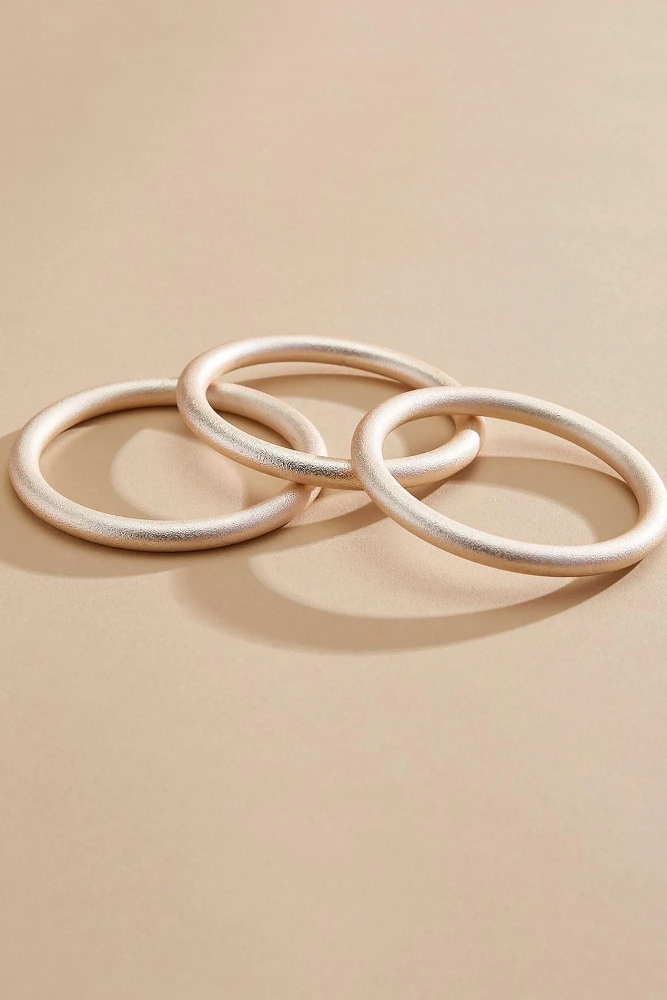 Women Versona Chunky Matte Bangle Set
