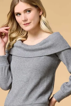 Women Versona Cold Shoulder Top