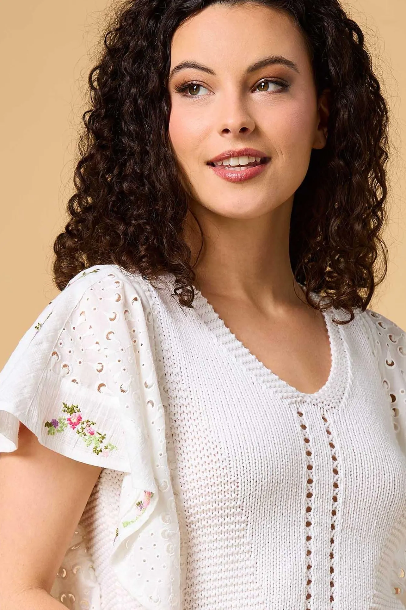 Women Versona Cottage Weekend Top