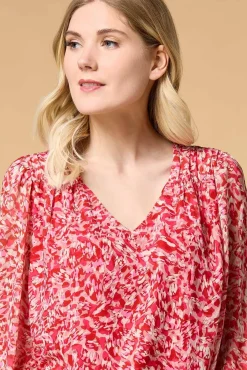 Women Versona Crazy In Love Top