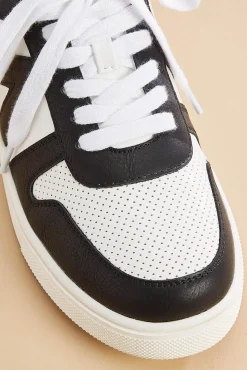 Women Versona Faux Leather Black And White Sneakers