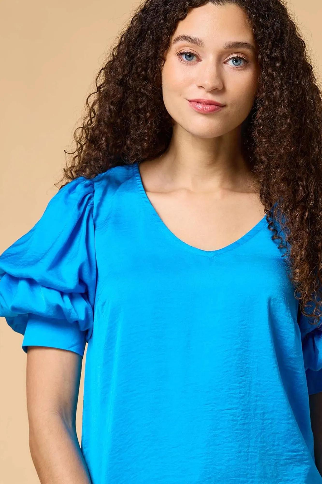 Women Versona Feeling Top