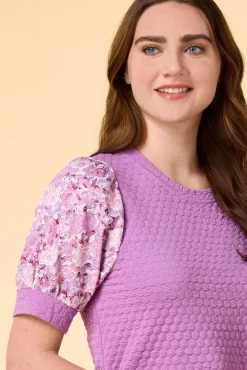 Women Versona Floral Feels Top