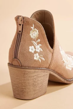 Women Versona Flower Embroidery Booties