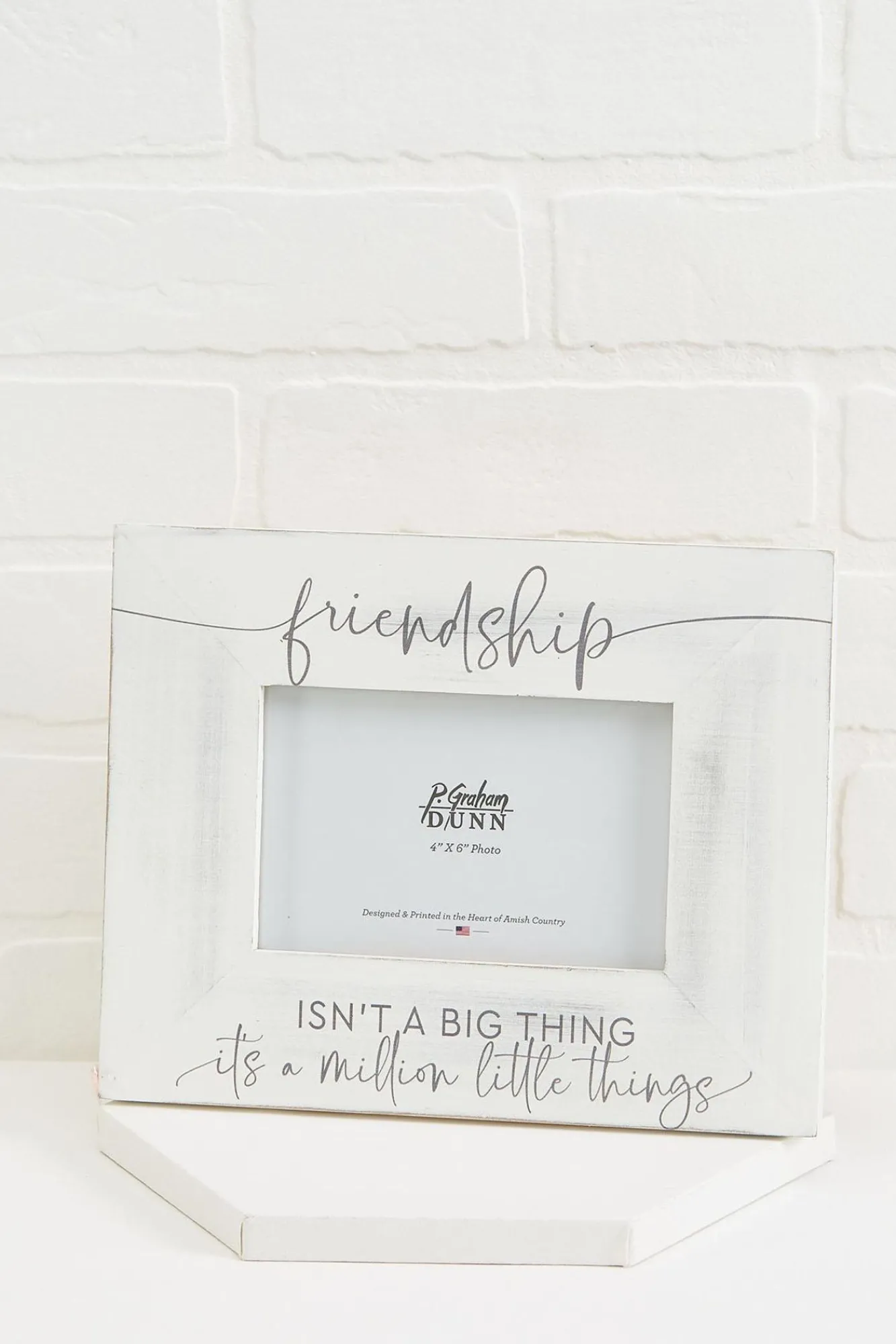 Women Versona Friendship Photo Frame