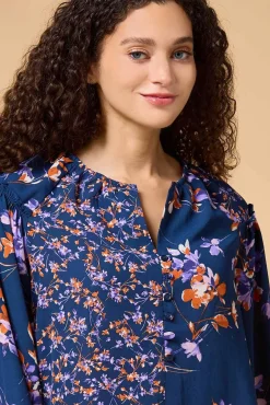 Women Versona Frolic In The Fields Top
