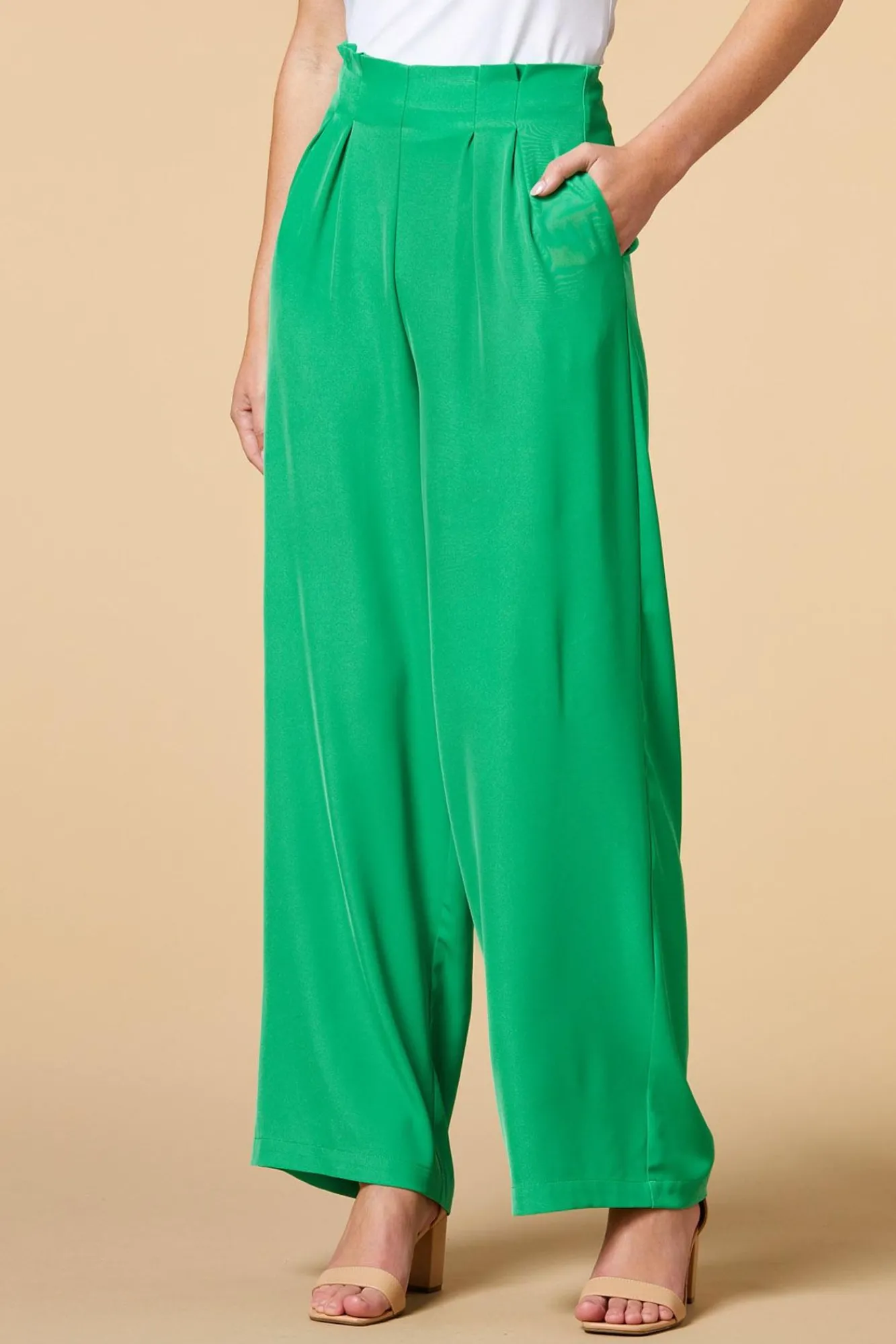 Women Versona Greener Pastures Pants