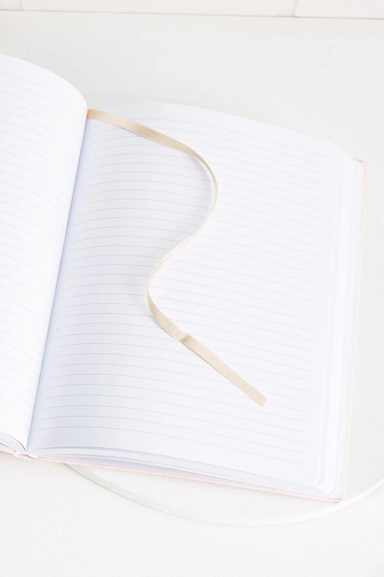 Women Versona Kind And Beautiful Journal