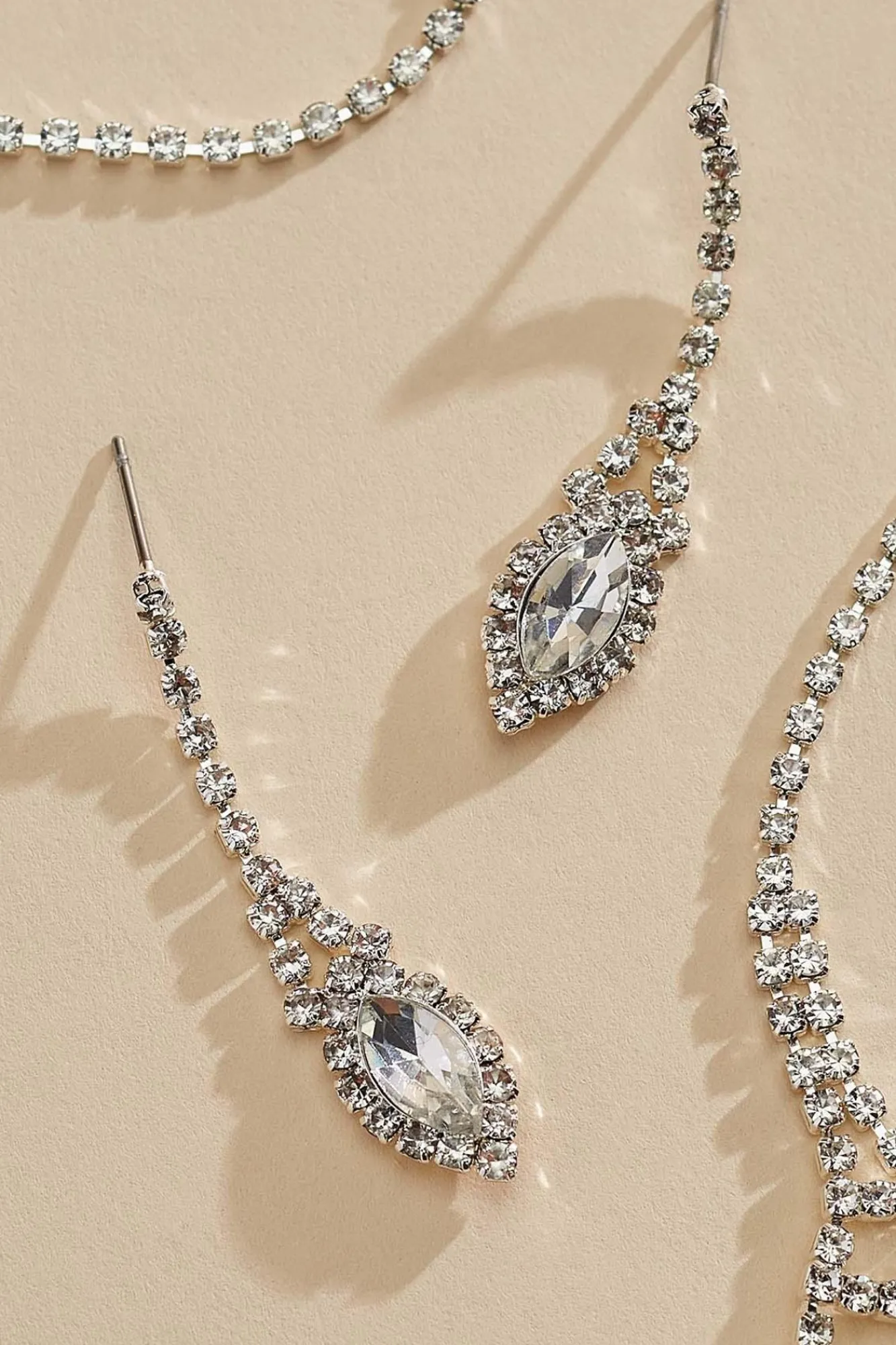 Women Versona Marquise Necklace And Earrings Set
