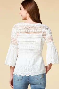 Women Versona Open Hearted Top