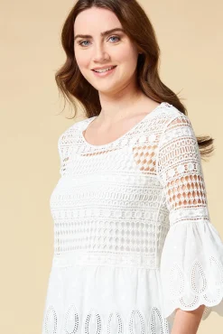 Women Versona Open Hearted Top