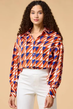 Women Versona Patterned Behavior Top