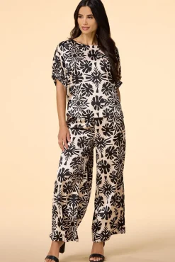 Women Versona Shade Tree Top