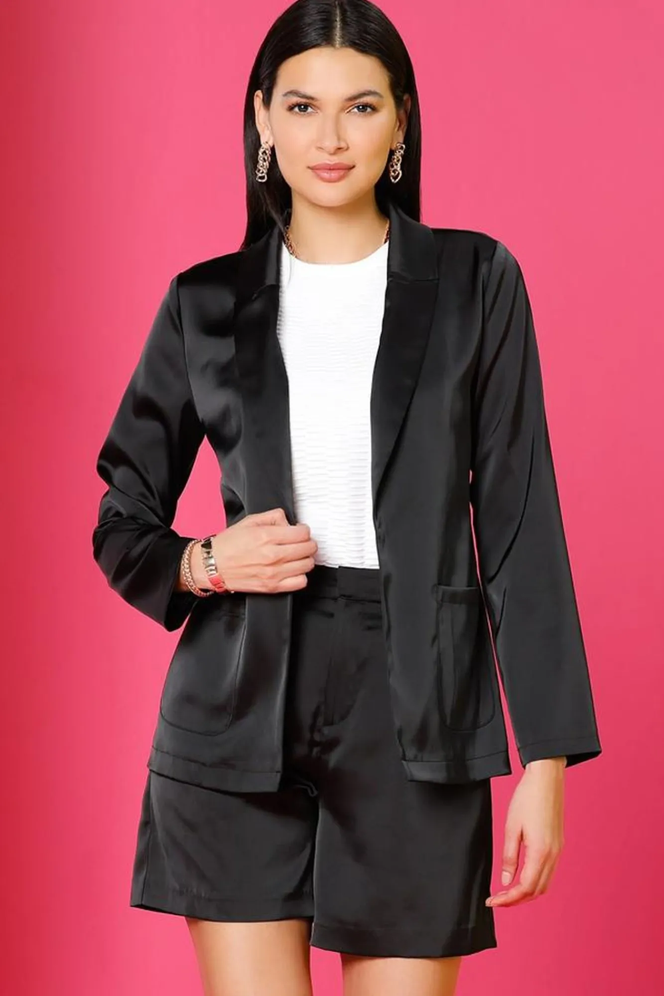 Women Versona Smooth Criminal Blazer